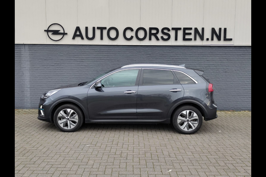 Kia e-Niro ExecutiveLine 64kWh Leer Elek.Stoel+Memory Warmtepomp Pdc Navi Ecc Camera Apple Carplay Android Auto Stoelverwarming+Koeling Stuurverwarming Lmv Privacy Glas DAB Vess Lane Assist Blind Spot 1e Eigenaar Origineel Nederlandse Auto Zeer compleet!