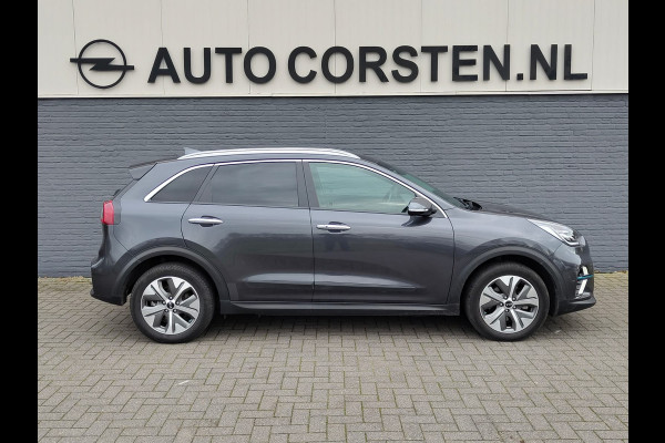 Kia e-Niro ExecutiveLine 64kWh Leer Elek.Stoel+Memory Warmtepomp Pdc Navi Ecc Camera Apple Carplay Android Auto Stoelverwarming+Koeling Stuurverwarming Lmv Privacy Glas DAB Vess Lane Assist Blind Spot 1e Eigenaar Origineel Nederlandse Auto Zeer compleet!