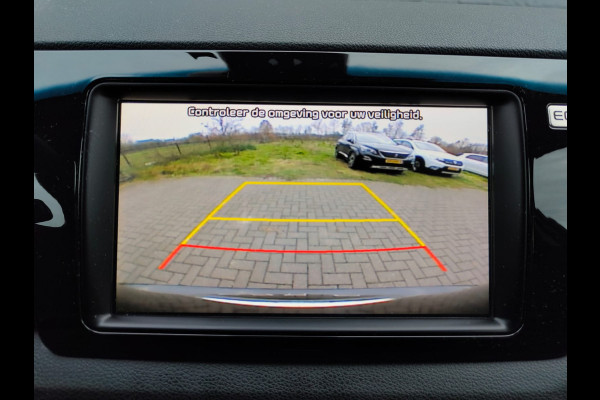 Kia e-Niro ExecutiveLine 64kWh Leer Elek.Stoel+Memory Warmtepomp Pdc Navi Ecc Camera Apple Carplay Android Auto Stoelverwarming+Koeling Stuurverwarming Lmv Privacy Glas DAB Vess Lane Assist Blind Spot 1e Eigenaar Origineel Nederlandse Auto Zeer compleet!