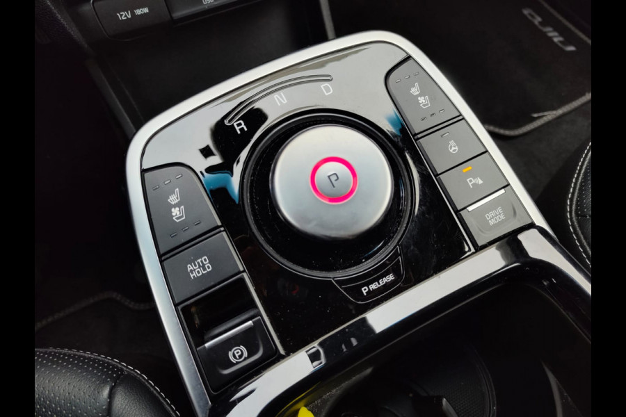 Kia e-Niro ExecutiveLine 64kWh Leer Elek.Stoel+Memory Warmtepomp Pdc Navi Ecc Camera Apple Carplay Android Auto Stoelverwarming+Koeling Stuurverwarming Lmv Privacy Glas DAB Vess Lane Assist Blind Spot 1e Eigenaar Origineel Nederlandse Auto Zeer compleet!