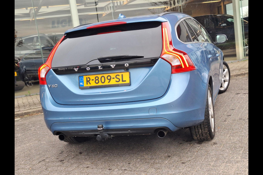Volvo V60 2.0 T3 Momentum | Trekhaak 1600kg | Navi | Climate | Memory Seat | occasion