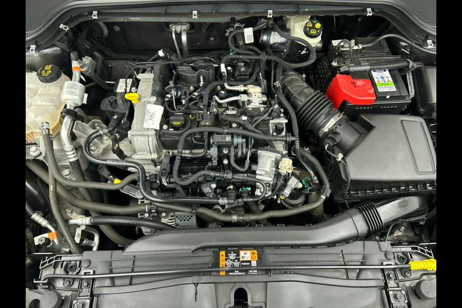 Ford FOCUS Wagon 1.0 EcoBoost Hybrid Active Airco ECC Navi Carplay PDC Voor en achter Full LED 17"LM Velgen Cruise Control