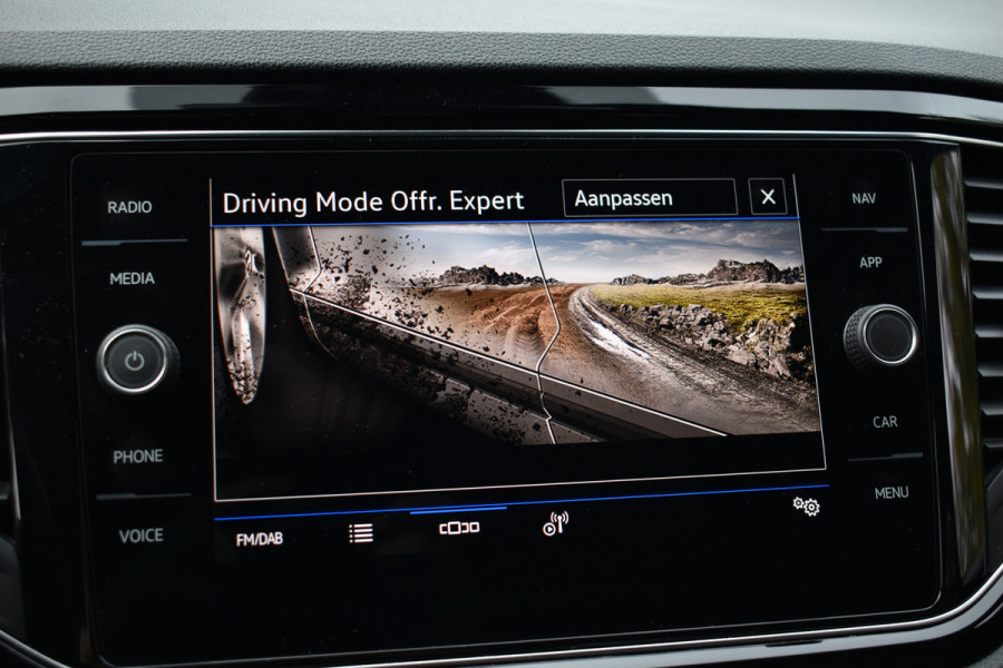 Volkswagen T-Roc R 2.0 TSI 300PK DSG 4MOTION R-SPORT LEDER/CAMERA/NAVI/VIRTUAL