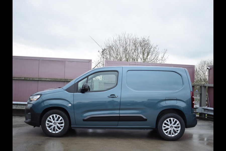 Fiat E-Doblò L1 50 kWh | 3-zitplaatsen | navigatie incl. Apple Carplay | Exterieur Pakket | Pakket Comfort | Pakket Drive Assist | Laadruimtebetimmering | Pakket Access & GO |