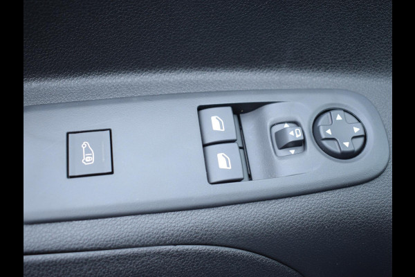 Fiat E-Doblò L1 50 kWh | 3-zitplaatsen | navigatie incl. Apple Carplay | Exterieur Pakket | Pakket Comfort | Pakket Drive Assist | Laadruimtebetimmering | Pakket Access & GO |