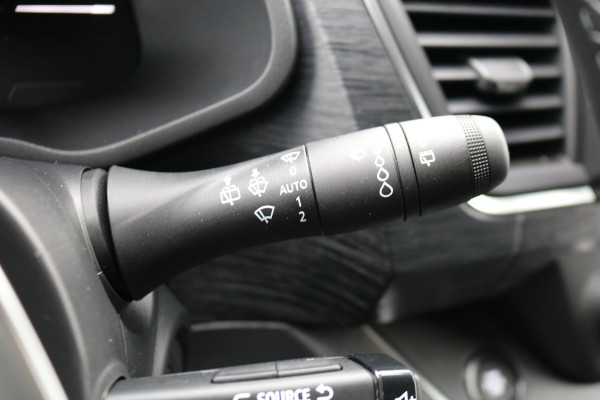 Renault Trafic 2.0 dCi 170pk DC Automaat Airco Facelift Black Edition