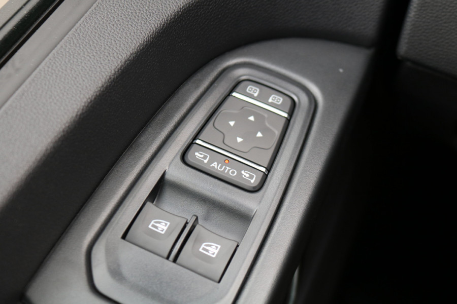 Renault Trafic 2.0 dCi 170pk DC Automaat Airco Facelift Black Edition