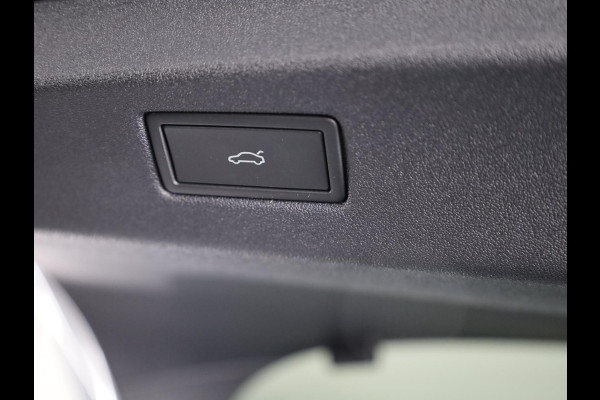 Volkswagen ID.7 Pro Business 77 kWh accu, 210 kW / 286 pk Limousin