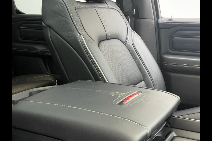 Dodge Ram 1500 5.7 V8 Limited RED Widebody Carway Edition