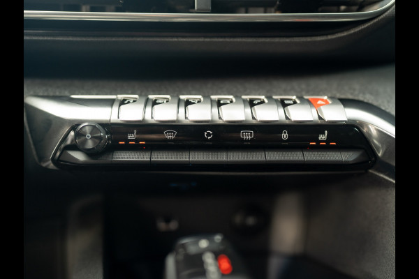 Peugeot 3008 1.2 PureTech Allure | Trekhaak | Elk. A-klep | Stoelverw. | Camera | Prijs Rijklaar!!