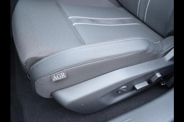 Opel Astra Electric 54 kWh GS | NAVI | 18" LICHTMETALEN VELGEN | AGR COMFORTSTOEL | STOELVERWARMING | PARKEERSENSOREN MET CAMERA | 15 KM