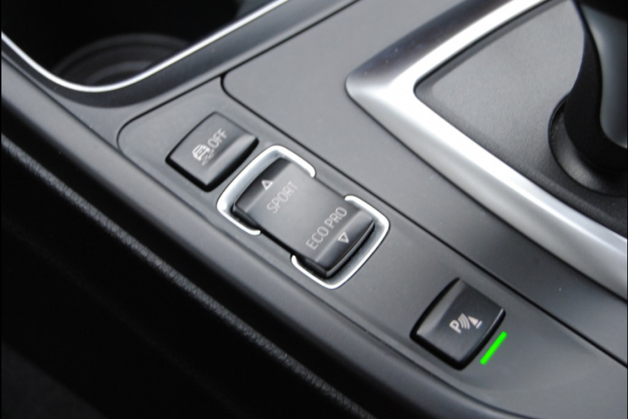 BMW 3 Serie 318i Lu.L Exec.|| NAP