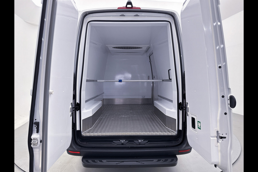 Mercedes-Benz Sprinter 317 1.9 Koelwagen L2H2 RWD Dag/Nacht koeling 24 Maanden Certified Garantie Kerstner Distronic Led
