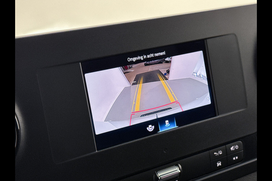 Mercedes-Benz Sprinter 317 1.9 Koelwagen L2H2 RWD Dag/Nacht koeling 24 Maanden Certified Garantie Kerstner Distronic Led