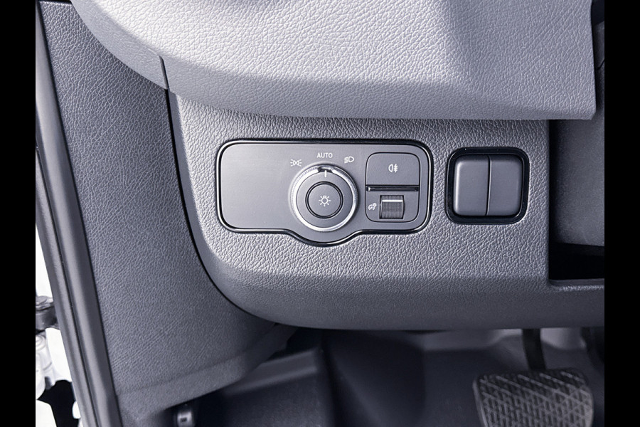 Mercedes-Benz Sprinter 317 1.9 Koelwagen L2H2 RWD Dag/Nacht koeling 24 Maanden Certified Garantie Kerstner Distronic Led