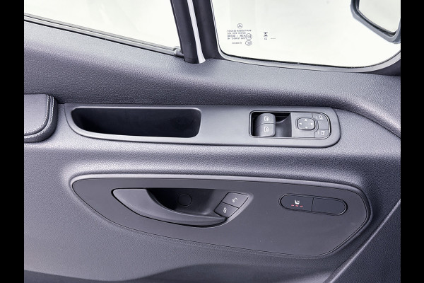 Mercedes-Benz Sprinter 317 1.9 Koelwagen L2H2 RWD Dag/Nacht koeling 24 Maanden Certified Garantie Kerstner Distronic Led