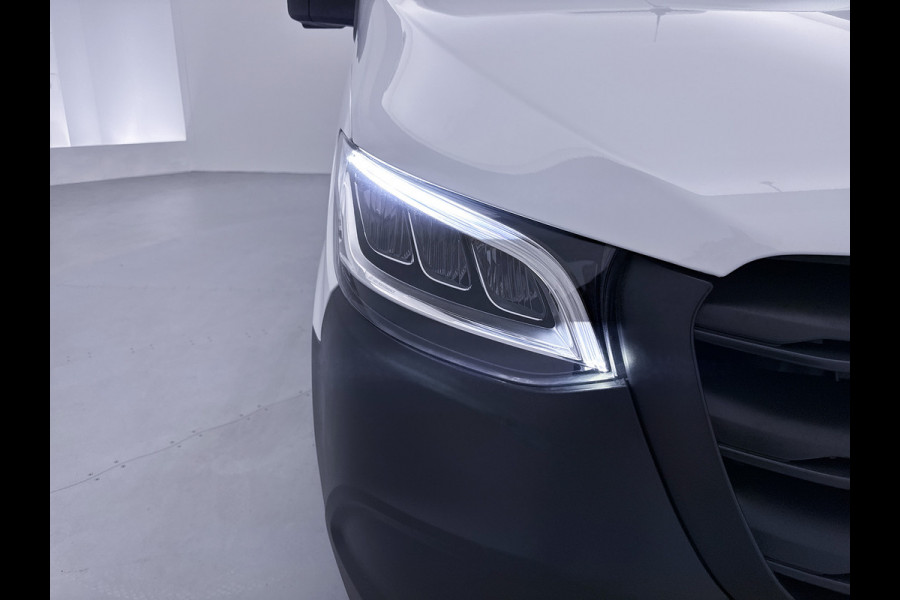 Mercedes-Benz Sprinter 317 1.9 Koelwagen L2H2 RWD Dag/Nacht koeling 24 Maanden Certified Garantie Kerstner Distronic Led