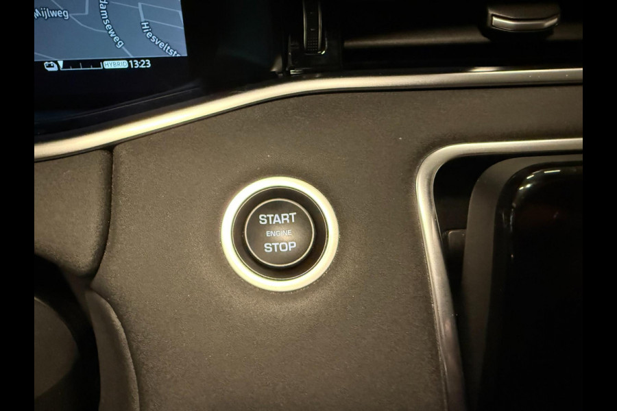 Land Rover Range Rover Evoque 1.5 P300e AWD BLACK-LINE NAVI/V-COCKPIT/LEDER/DAB/CARPLAY/LED/CAM/M-STOELEN///