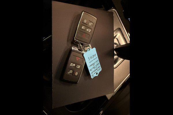 Land Rover Range Rover Evoque 1.5 P300e AWD BLACK-LINE NAVI/V-COCKPIT/LEDER/DAB/CARPLAY/LED/CAM/M-STOELEN///