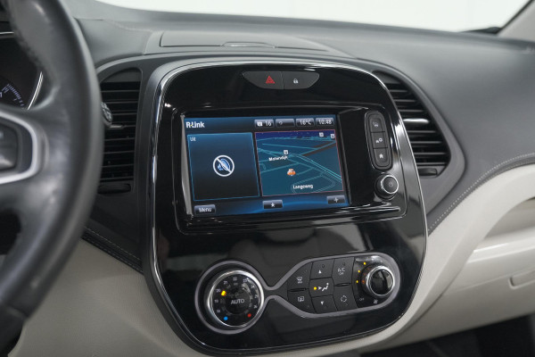 Renault Captur TCe 120 EDC Initiale Paris | Camera | Dodehoekdetectie | Panoramadak | Navigatie