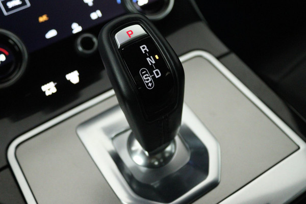 Land Rover Range Rover Evoque 1.5 S (PANORAMADAK, STOELVERWARMING, ACHTERUITRIJCAMERA, PARKEERSENSOREN, LANE-ASSIST)
