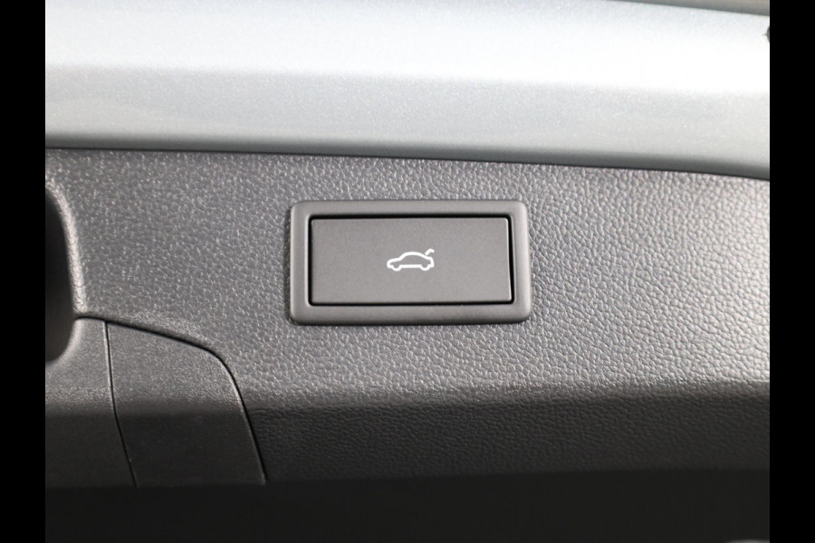 Volkswagen Passat Variant Elegance Business 1.5 eHybrid 150 kW / 204 pk Vari