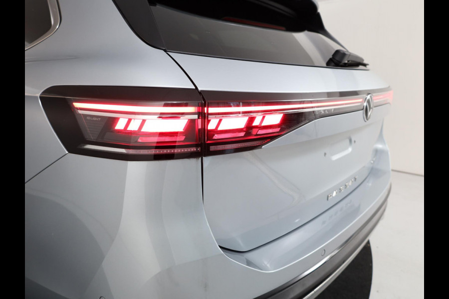 Volkswagen Passat Variant Elegance Business 1.5 eHybrid 150 kW / 204 pk Vari