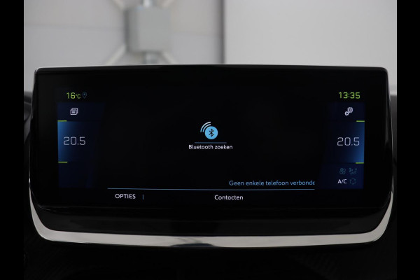 Peugeot e-208 EV Allure 50 kWh | Camera | Carplay | Half leder | Keyless | Navigatie | Full LED | Parkeerhulp | DAB | Getint glas | Climate control | Cruise control