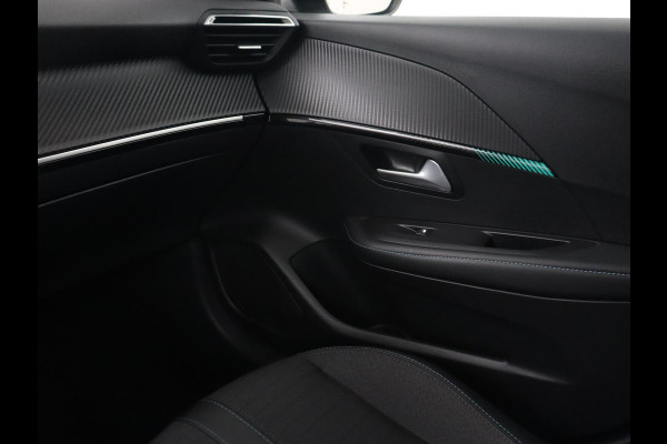 Peugeot e-208 EV Allure 50 kWh | Camera | Carplay | Half leder | Keyless | Navigatie | Full LED | Parkeerhulp | DAB | Getint glas | Climate control | Cruise control