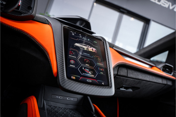 Lamborghini Revuelto - Arancio Apodis | Origineel NL | Volledig PPF | Carbon Interior | Passenger Display