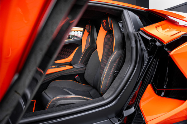 Lamborghini Revuelto - Arancio Apodis | Origineel NL | Volledig PPF | Carbon Interior | Passenger Display