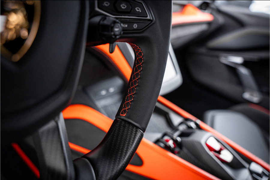 Lamborghini Revuelto - Arancio Apodis | Origineel NL | Volledig PPF | Carbon Interior | Passenger Display
