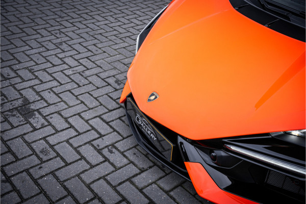 Lamborghini Revuelto - Arancio Apodis | Origineel NL | Volledig PPF | Carbon Interior | Passenger Display