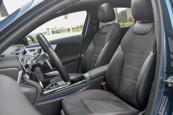 Mercedes-Benz A-Klasse 250 e AMG Night, Pano, Memory, Keyless, Camera, Sfeer, Multibeam, CarPlay!