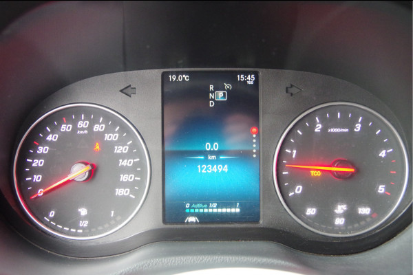 Mercedes-Benz Sprinter 519 3.0 CDI V6 L3 AUT. OPEN LAADBAK, LED, 3.5T TREKHAAK, STANDKACHEL, CAMERA, MBUX 10'', LEDER STUUR, NAVI, CLIMA