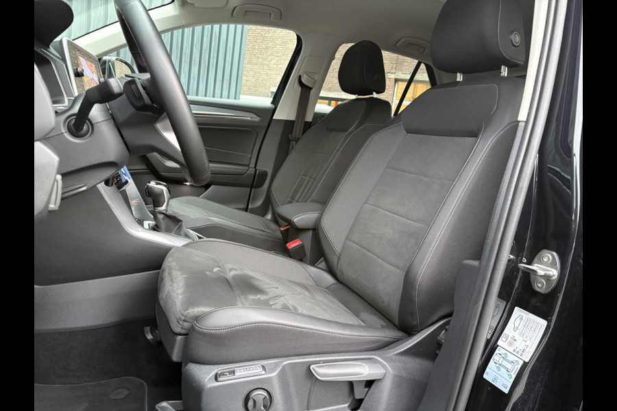 Volkswagen T-Roc 1.5 TSI Life Edition | IQ Light | Navi | Stoelverw. | Trekhaak afnb. | Prijs Rijklaar!!