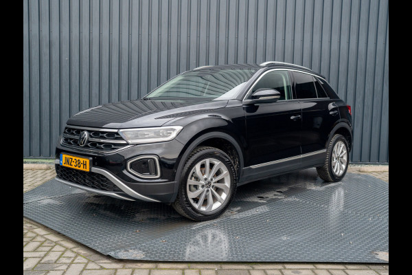 Volkswagen T-Roc 1.5 TSI Life Edition | IQ Light | Navi | Stoelverw. | Trekhaak afnb. | Prijs Rijklaar!!