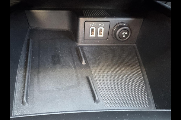 Ford Kuga 1.5 EcoBoost Titanium X 150pk  | Achteruitrijcamera | Cruise control | Winterpack | 18 inch Lichtmetalen velgen | 1.800kg Trekgewicht | Dealer onderhouden