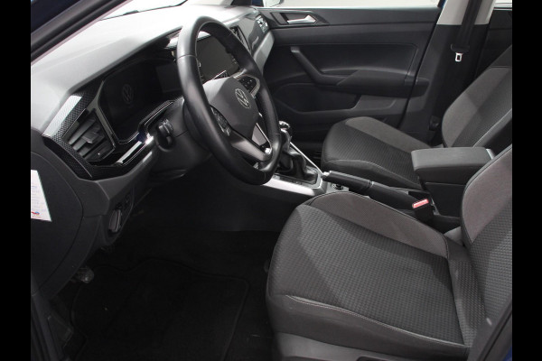 Volkswagen Polo 1.0 TSI Life Nieuw model Navigatie Digitale Cockpit Airco Parkeer sensoren V+A | LED Lichtmetalen Velgen