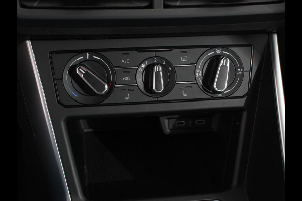 Volkswagen Polo 1.0 TSI Life Nieuw model Navigatie Digitale Cockpit Airco Parkeer sensoren V+A | LED Lichtmetalen Velgen