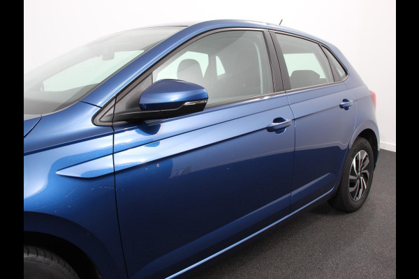 Volkswagen Polo 1.0 TSI Life Nieuw model Navigatie Digitale Cockpit Airco Parkeer sensoren V+A | LED Lichtmetalen Velgen