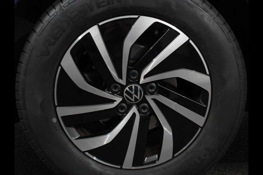 Volkswagen Polo 1.0 TSI Life Nieuw model Navigatie Digitale Cockpit Airco Parkeer sensoren V+A | LED Lichtmetalen Velgen