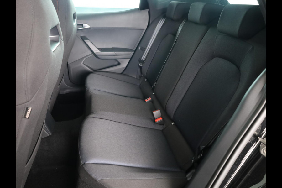 Seat Arona FR Business Connect 1.0 TSI 95 pk 5 versn. Hand | Black pack | Adaptive Cruise | Parkeercamera | |18 inch | Stoelverwarming | Carplay