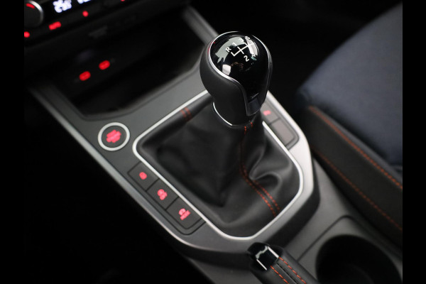 Seat Arona FR Business Connect 1.0 TSI 95 pk 5 versn. Hand | Black pack | Adaptive Cruise | Parkeercamera | |18 inch | Stoelverwarming | Carplay