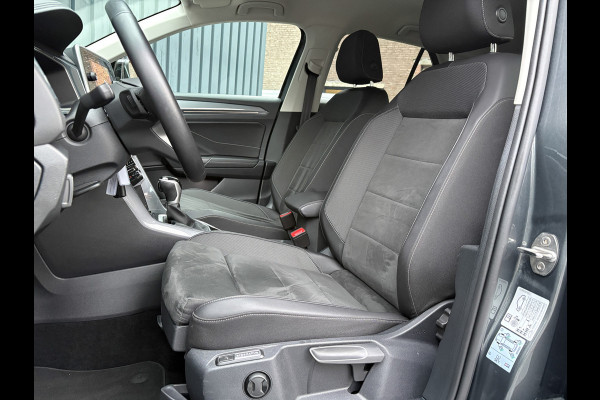 Volkswagen T-Roc 1.5 TSI Life Edition | IQ Light | Trekhaak afnb. | Navi | Stoelverw. | Prijs Rijklaar!!