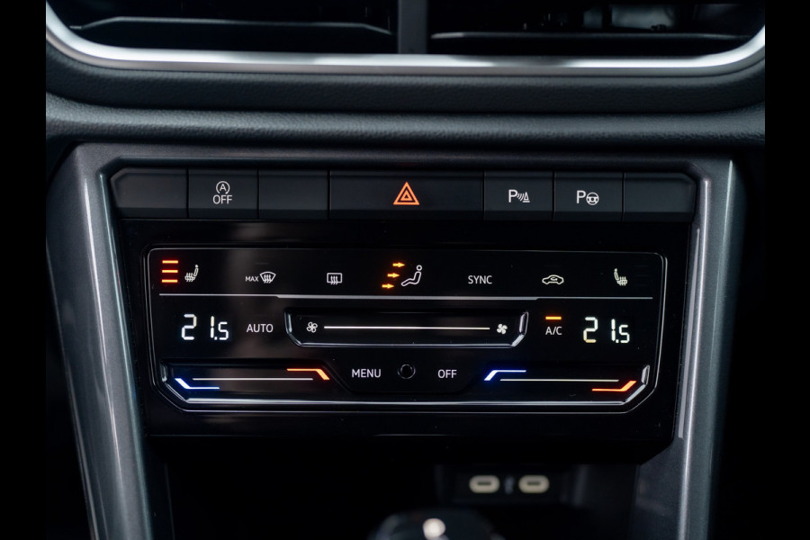 Volkswagen T-Roc 1.5 TSI Life Edition | IQ Light | Trekhaak afnb. | Navi | Stoelverw. | Prijs Rijklaar!!