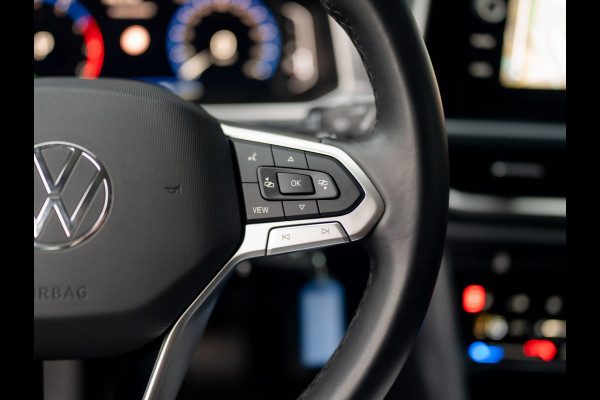 Volkswagen T-Roc 1.5 TSI Life Edition | IQ Light | Trekhaak afnb. | Navi | Stoelverw. | Prijs Rijklaar!!