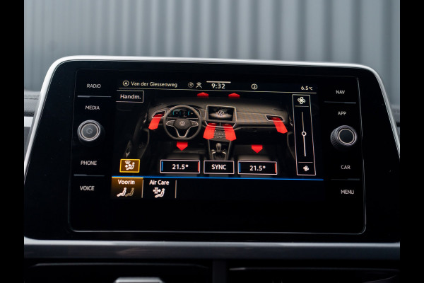 Volkswagen T-Roc 1.5 TSI Life Edition | IQ Light | Trekhaak afnb. | Navi | Stoelverw. | Prijs Rijklaar!!