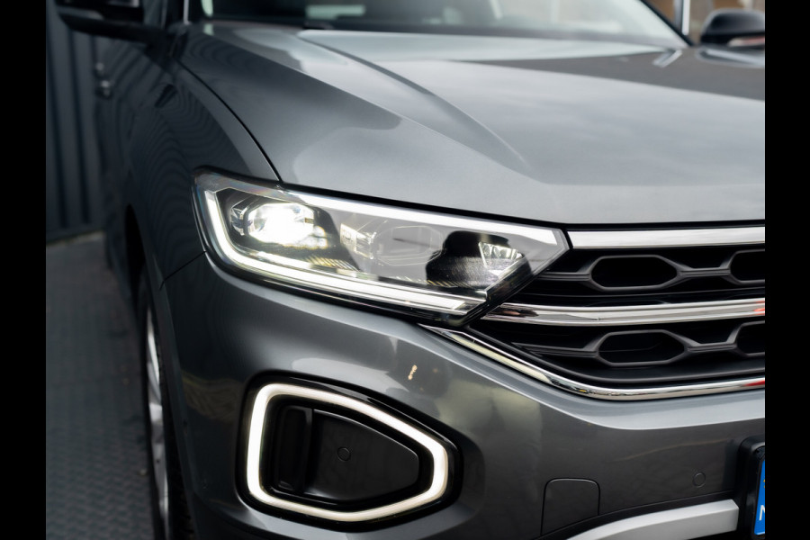 Volkswagen T-Roc 1.5 TSI Life Edition | IQ Light | Trekhaak afnb. | Navi | Stoelverw. | Prijs Rijklaar!!