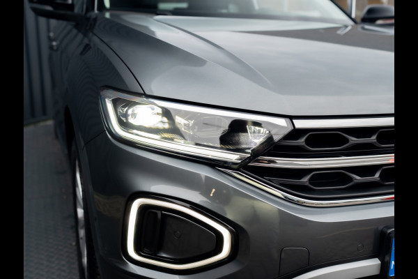 Volkswagen T-Roc 1.5 TSI Life Edition | IQ Light | Trekhaak afnb. | Navi | Stoelverw. | Prijs Rijklaar!!